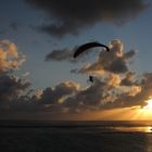 Flug in der Abenddämmerung