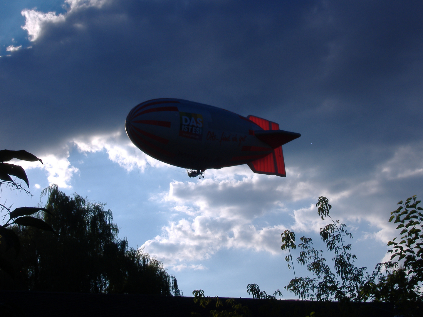 Flug in die Hölle o. Hindenburg a la Balloonfiesta 2010