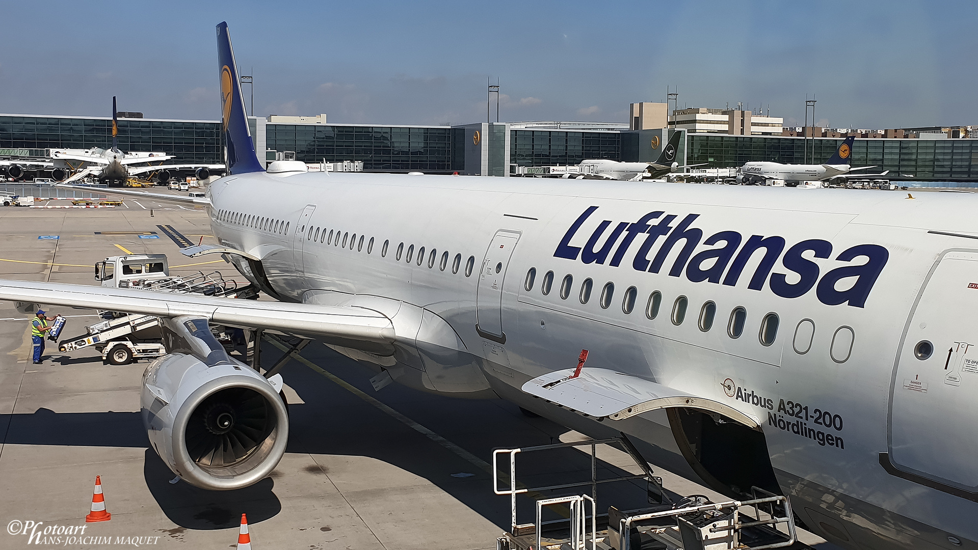 Flug nach Barcelona Foto & Bild | fotos, world, dokumentation Bilder ...