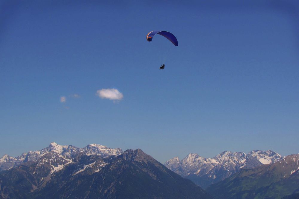 Flug über Allgäuer Alpen von DANICA FLOWERS 