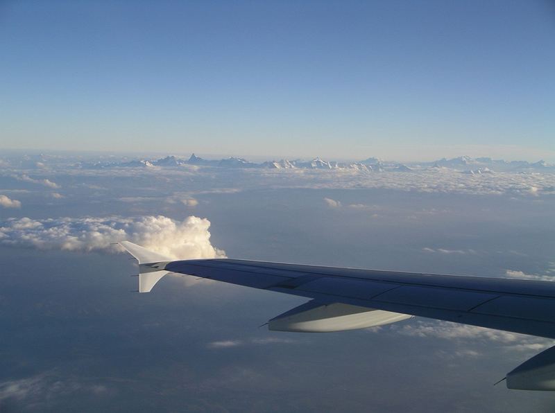 Flug über den Alpen