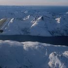Flug über den Fjorden Norwegens