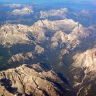 Flug über die Dolomiten