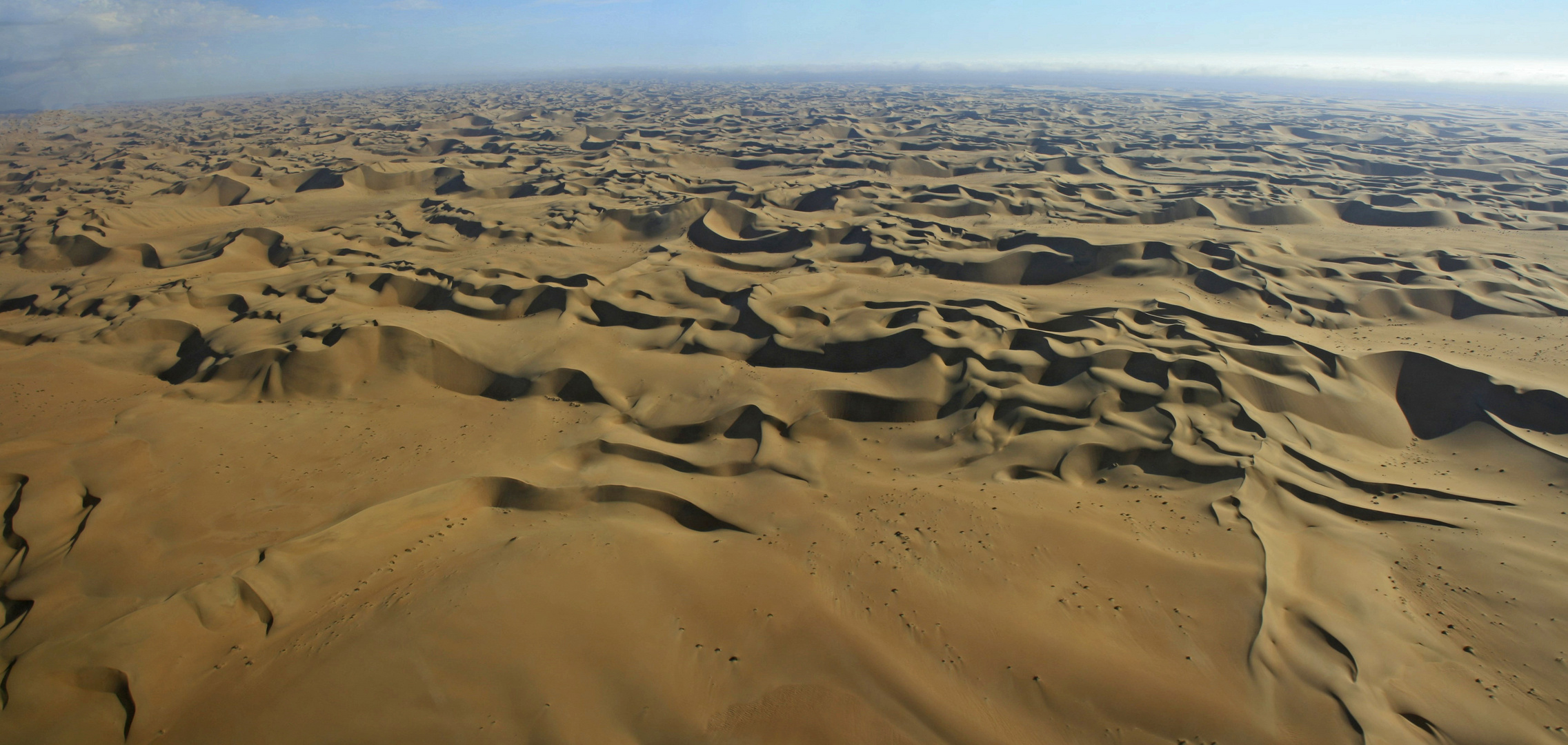 Flug über die Namib