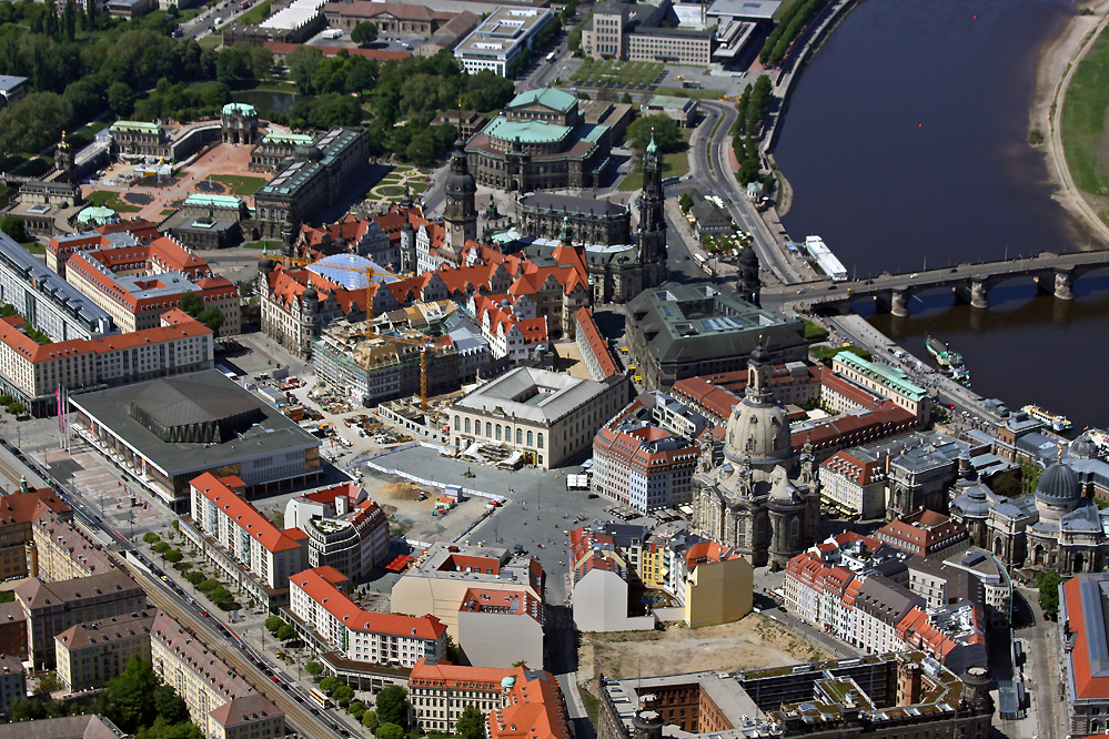 Flug über Dresden