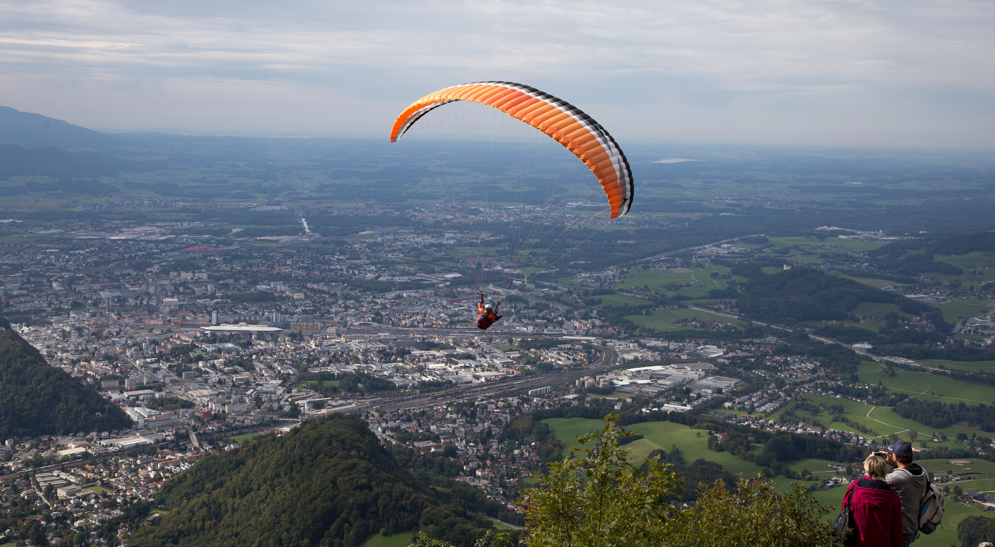 Flug über Salzburg