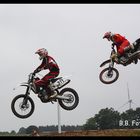 ...Flug-Verkehr .. ( Motocross)