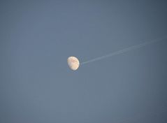 Flug zu Mond