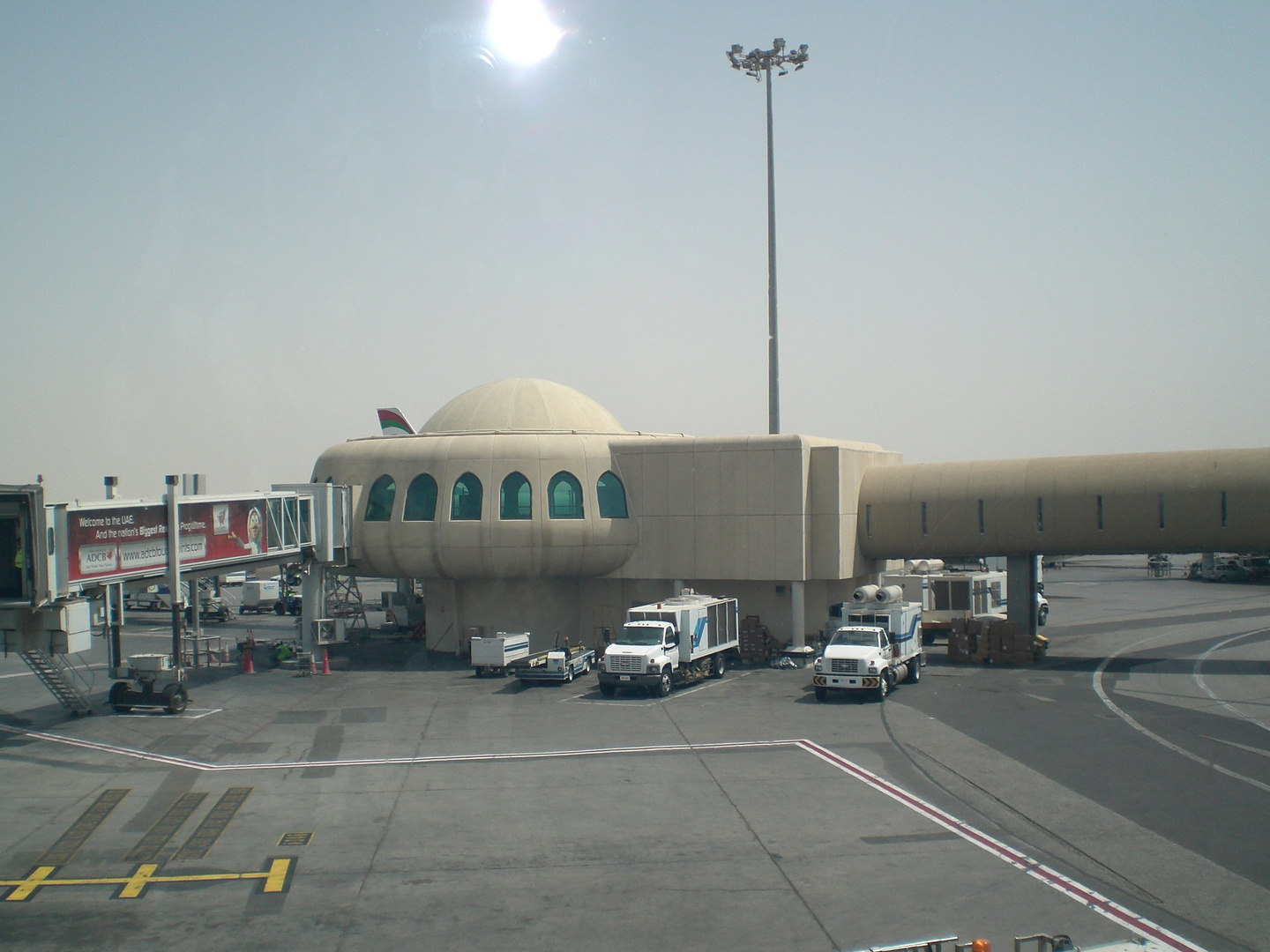 Flughafen Abu Dhabi