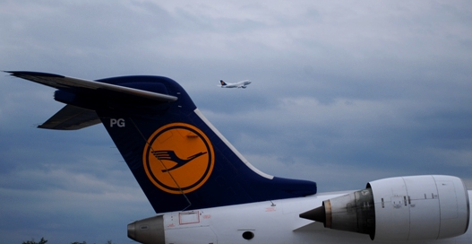 Flughafen Frankfurt Eröffnung Landebahn