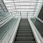 Flughafen Frankfurt - Rolltreppen - The Squaire -Corona