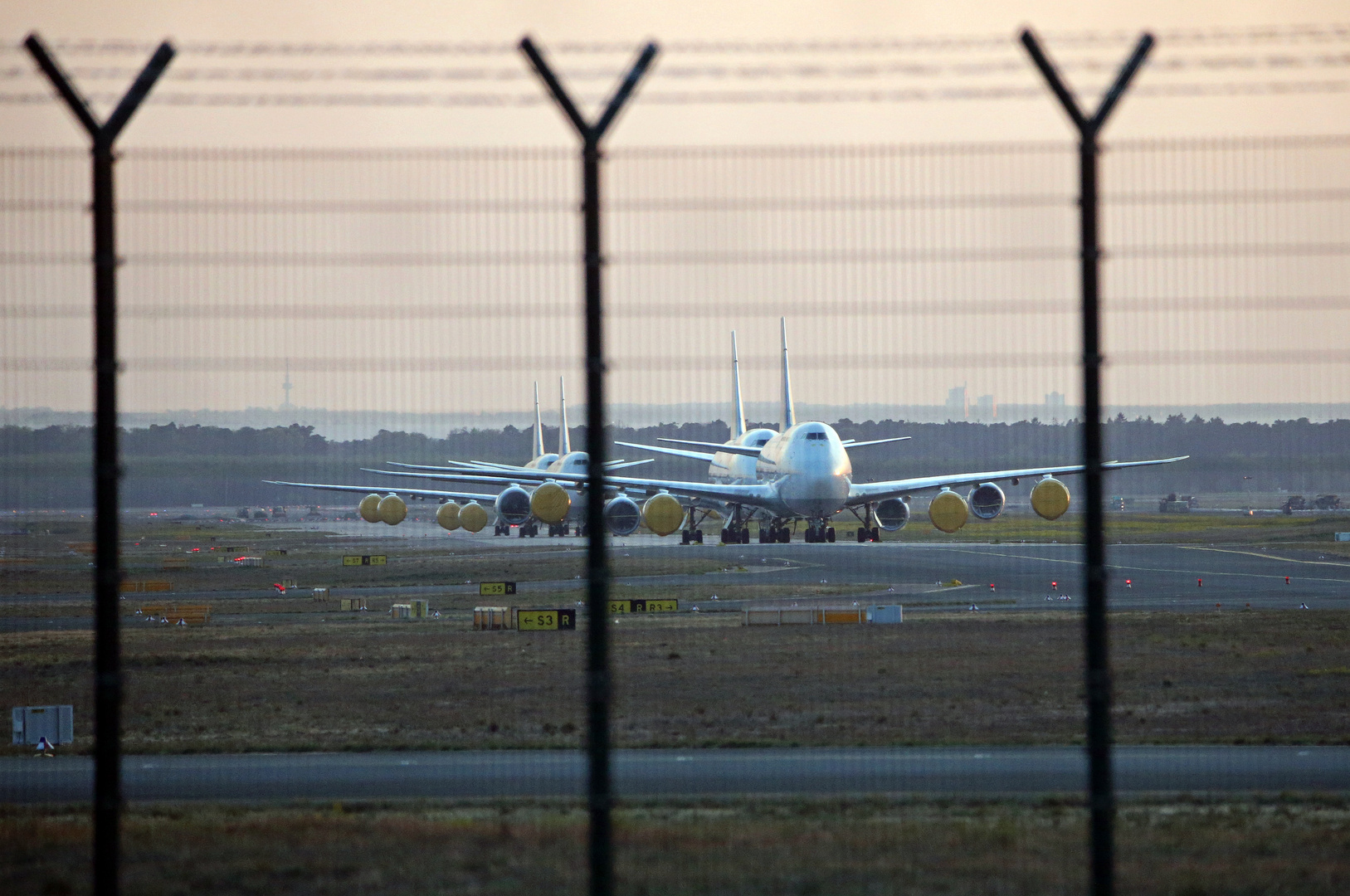 Flughafen  Frankfurt  - Stillgelegt - Corona -