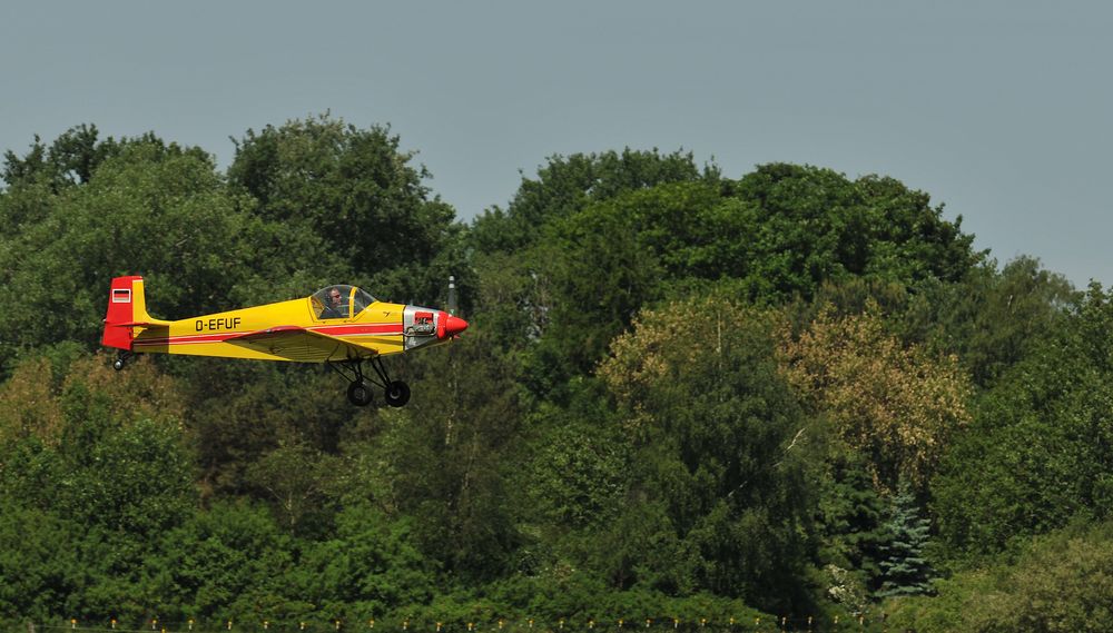 Flughafen - Hungriger Wolf - Itzehoe