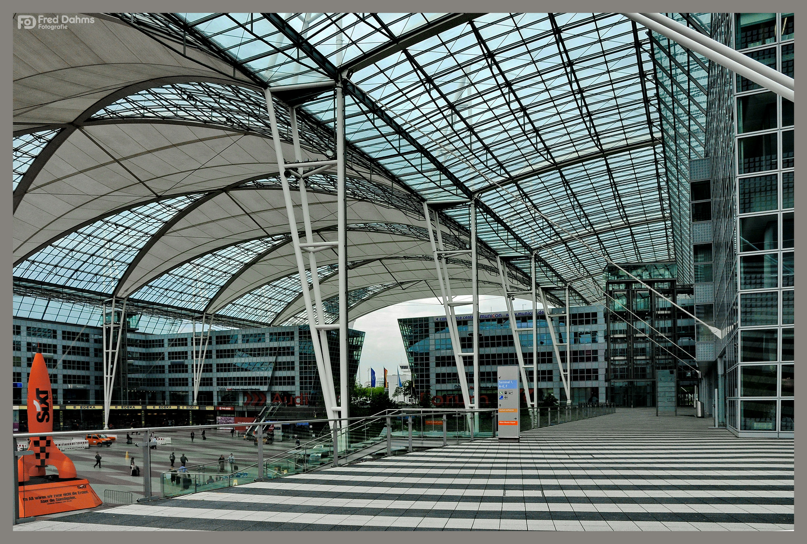 Franz Josef Strauß Flughafen München Parken www.fotocommunity.de