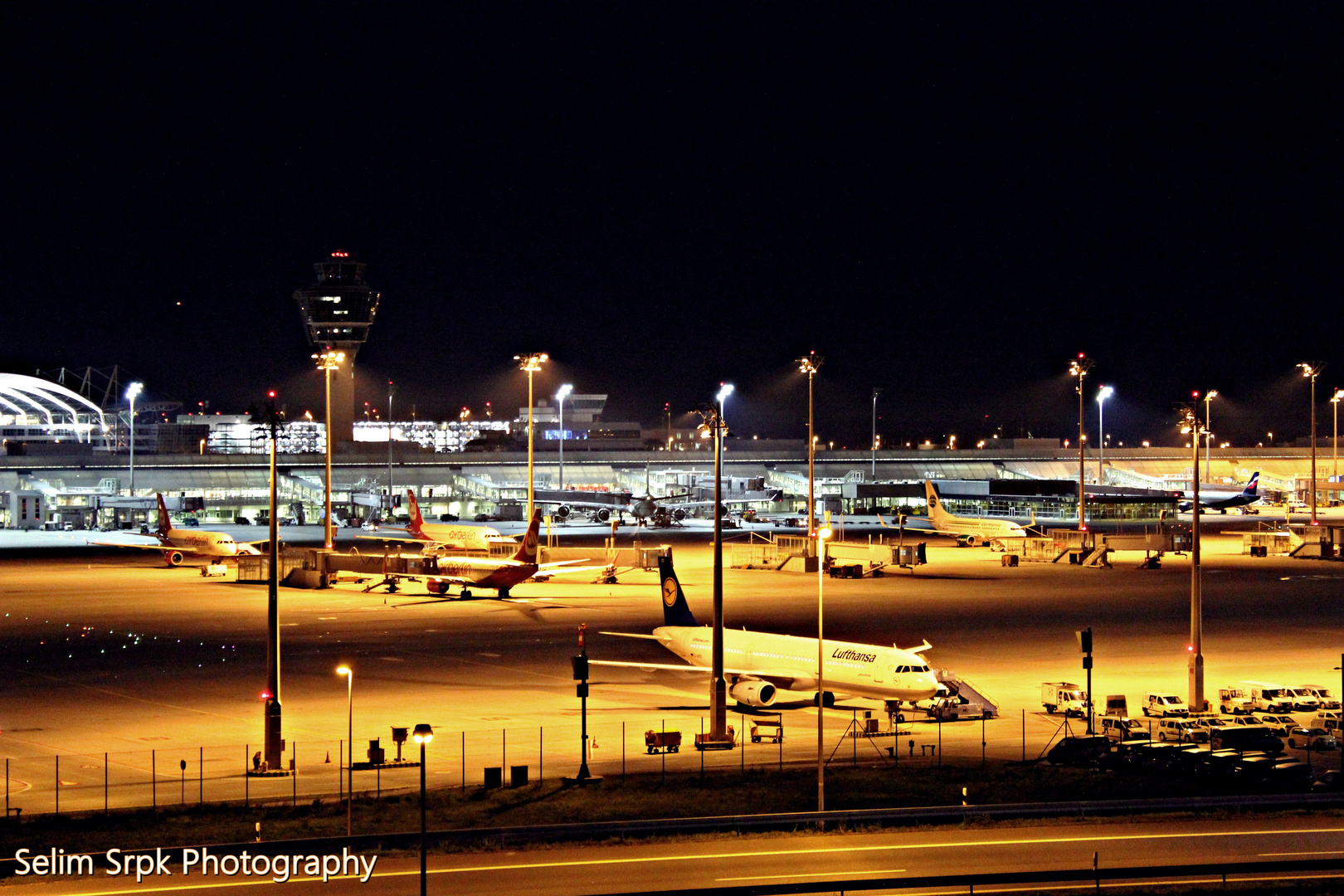 Flughafen München - Selim Srpk Photography