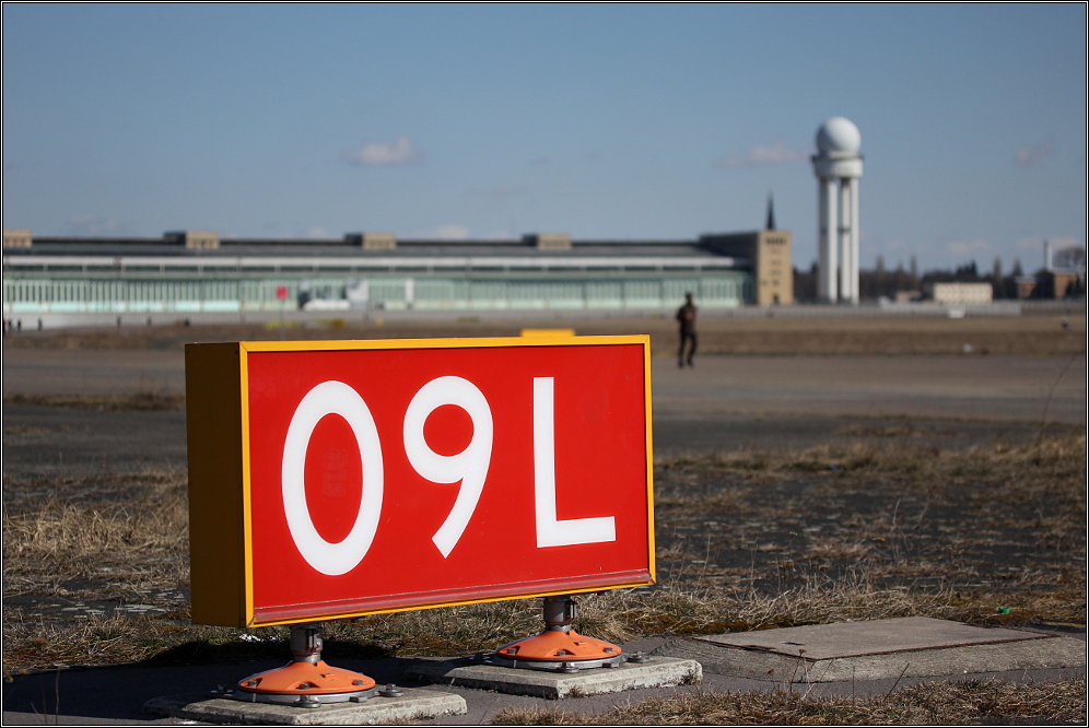 Flughafen Tempelhof - Startbahn 09L