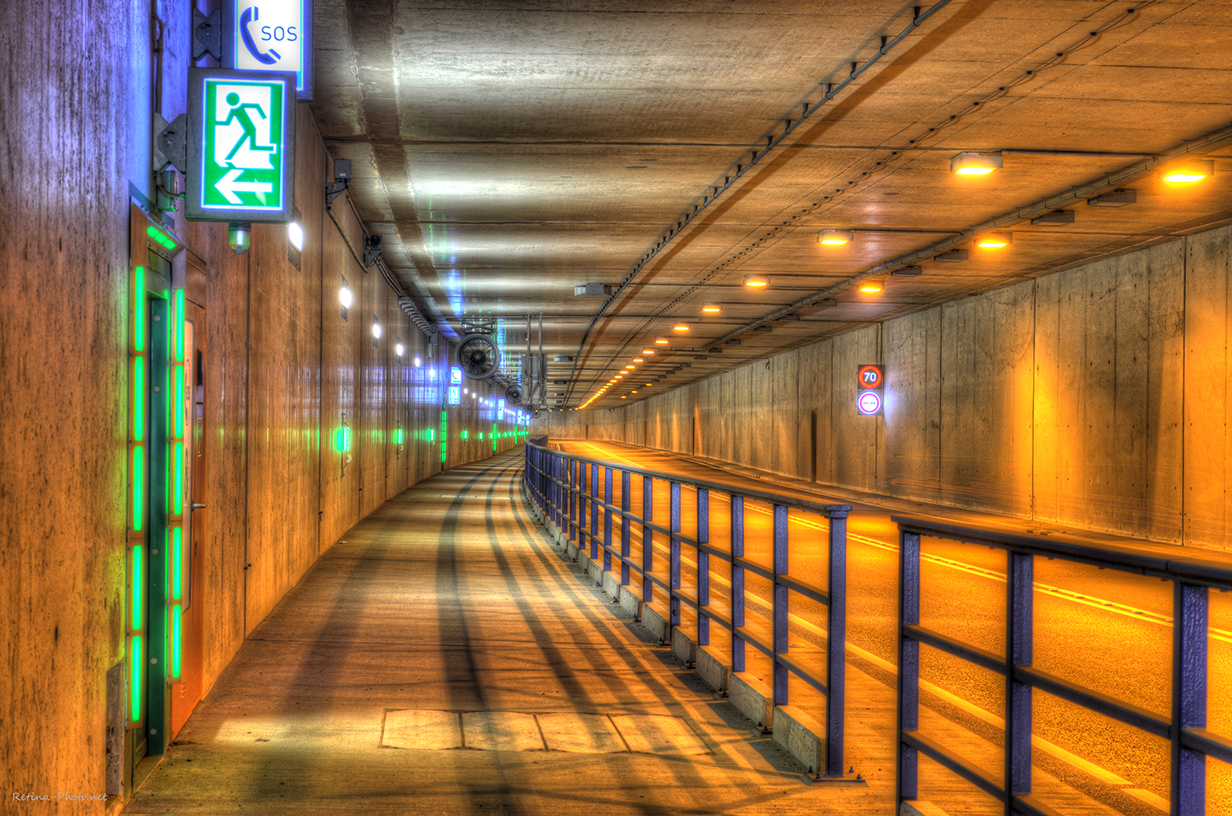 Flughafen Tunnel HDR