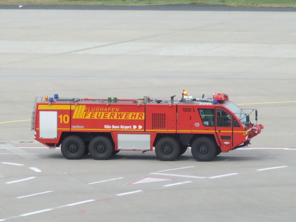 Flughafenfeuerwehr CGN 13.05.07