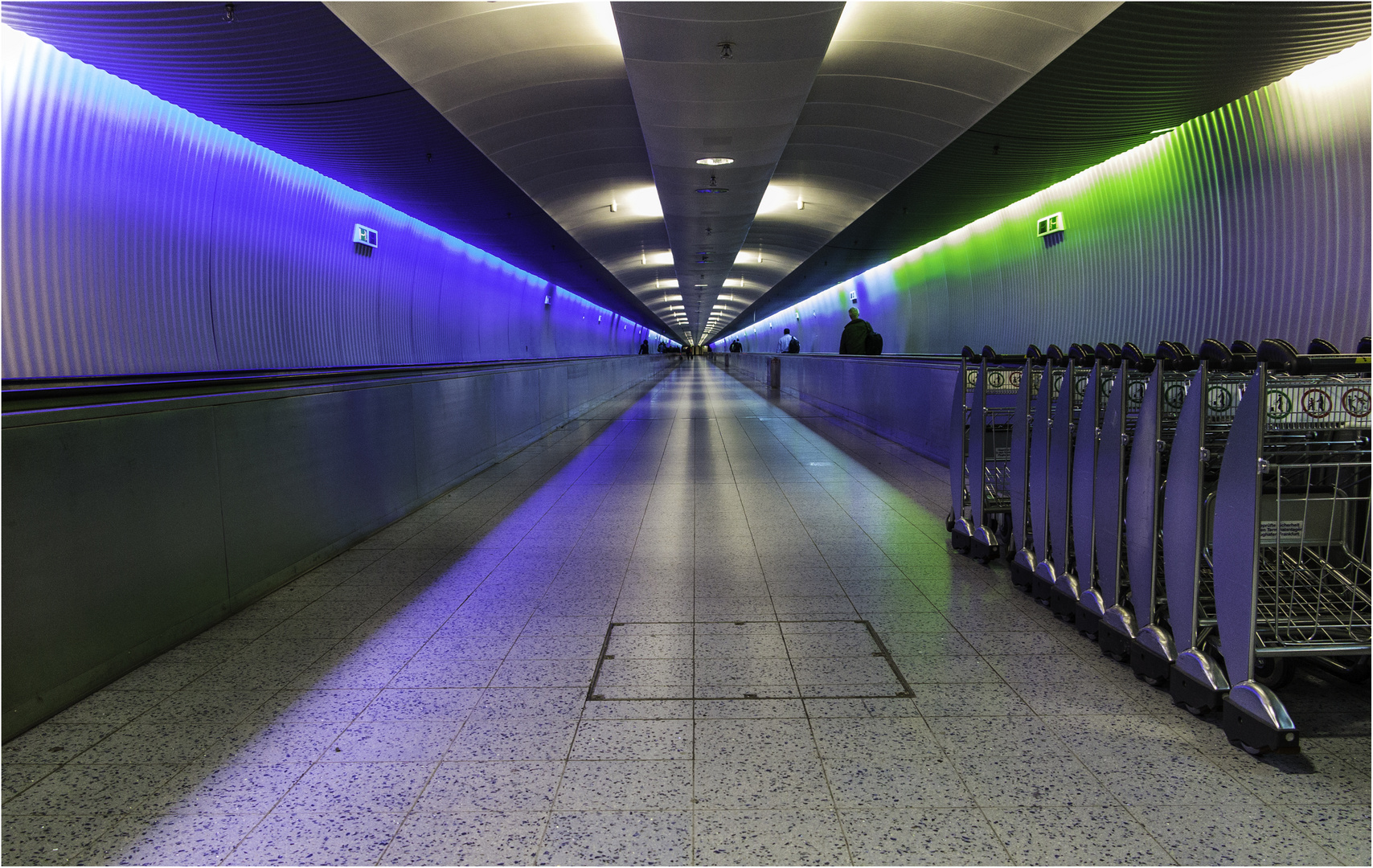 Flughafentunnel