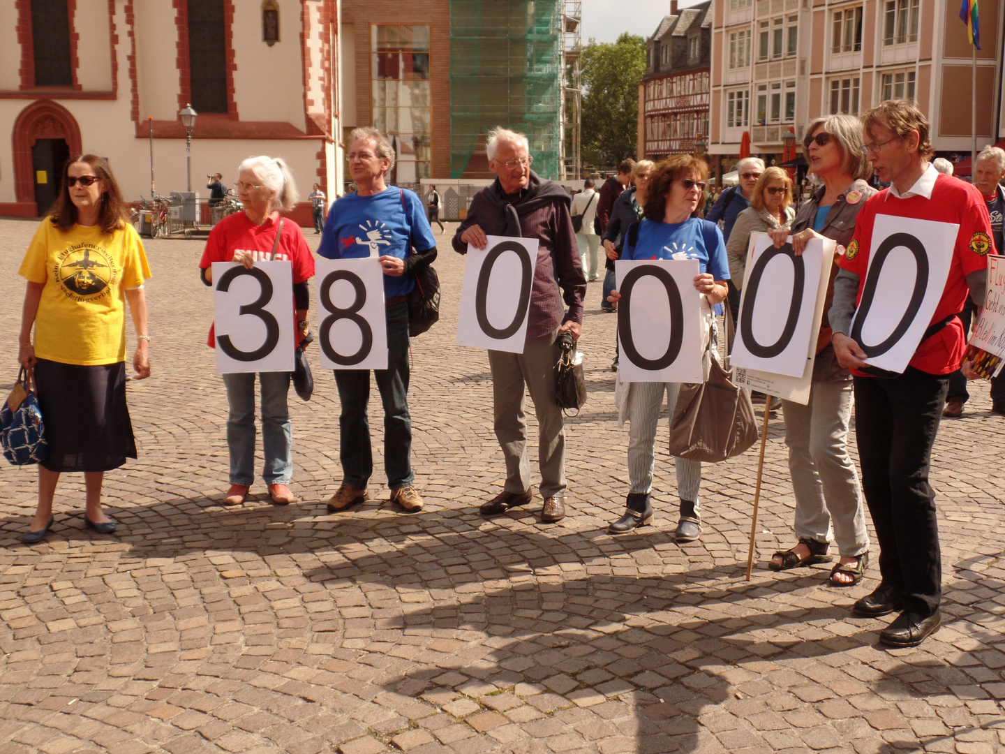 Fluglärm Gegner Kundgebung H