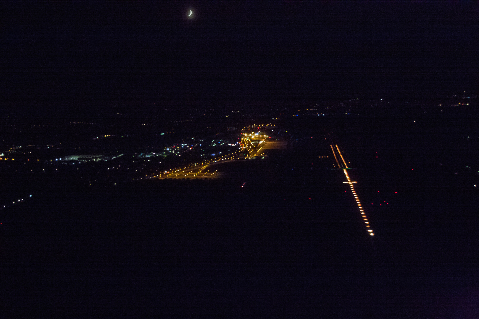 Flugplatz bei Nacht