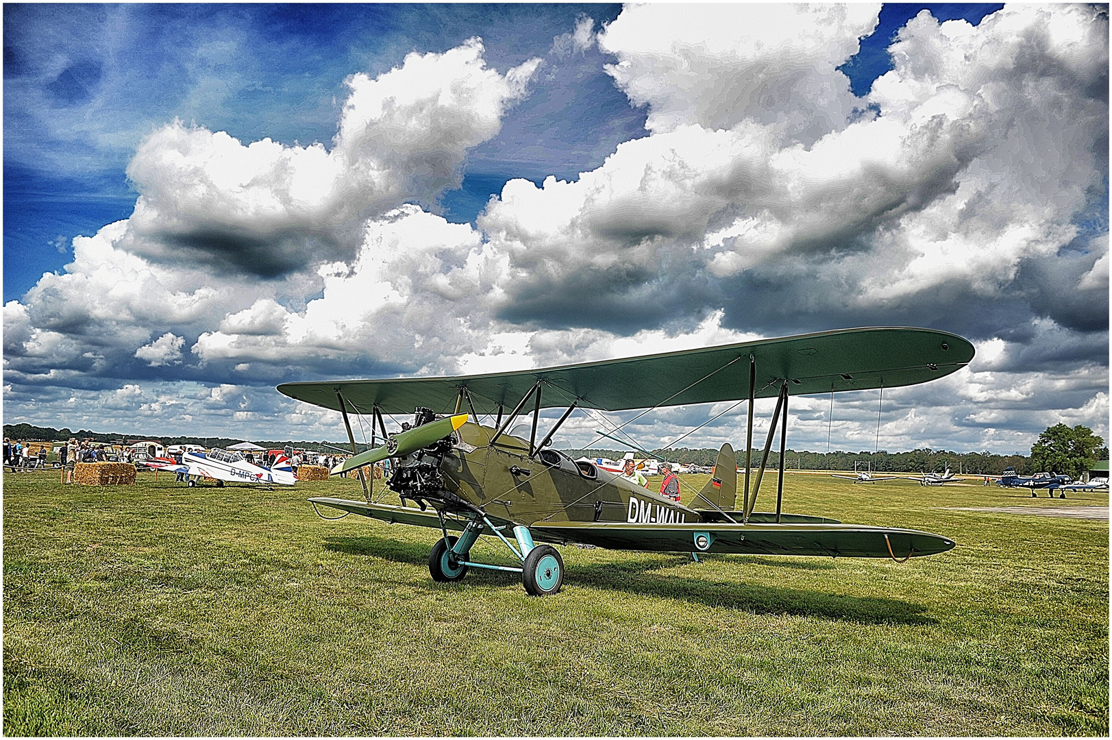 Flugplatz Bienenfarm August 2021