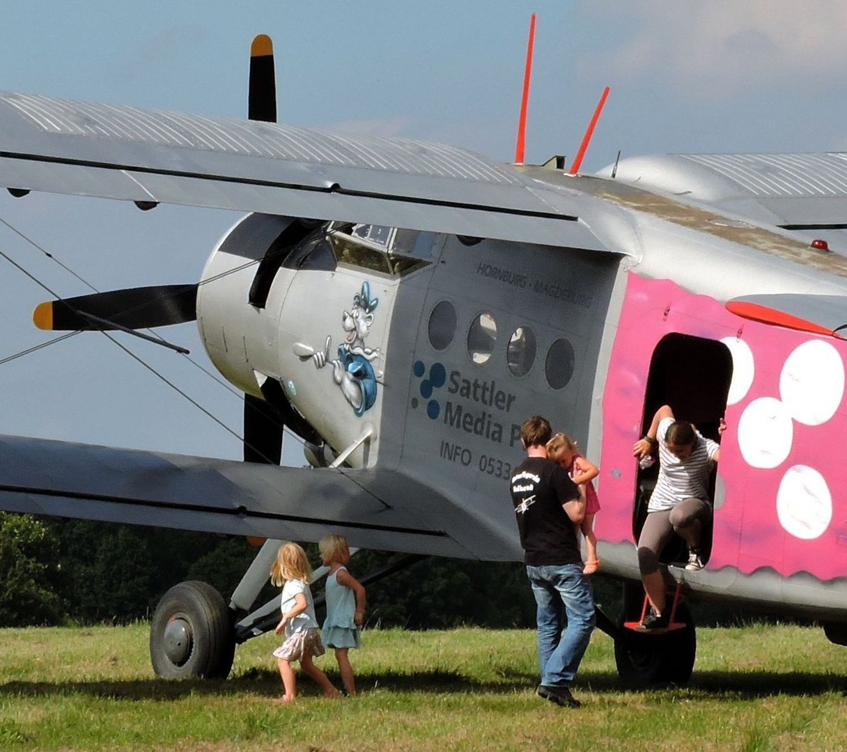 Flugplatzfest anläßlich des 50 Jährigen Bestehen der Northeimer Luftsportvereinigung (5)