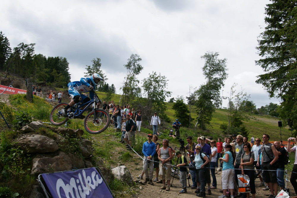 Flugschau Nr.3 Willingen Downhill-Finale der Profis u. Amateure 2009