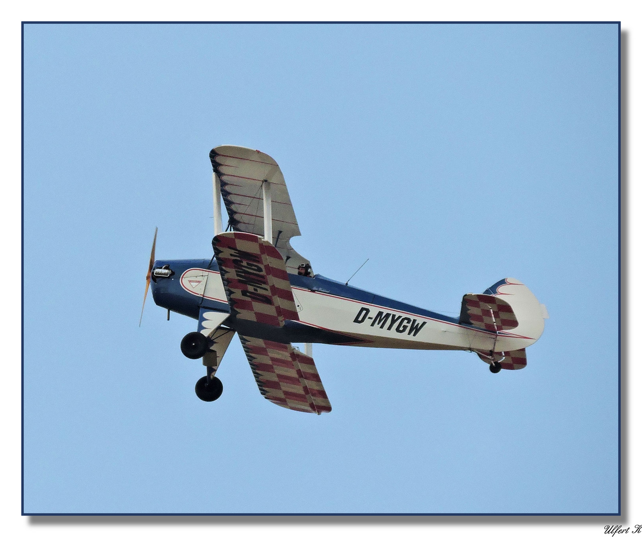 Flugtag in Uslar 2014 ; Kiebitz  beim Überflug