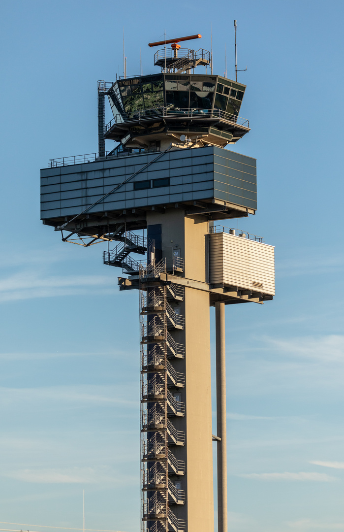 Flugüberwachungstower