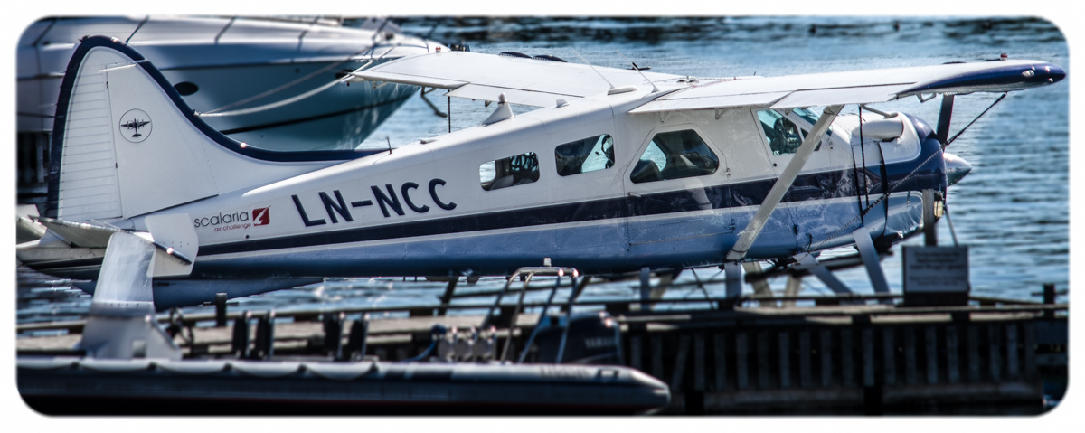 Flugzeug im Hafen