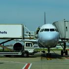 Flugzeugabfertigung am Flughafen in Brüssel