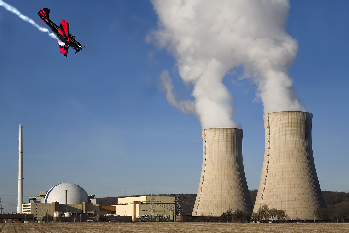 Flugzeugabsturz auf Atomkraftwerk