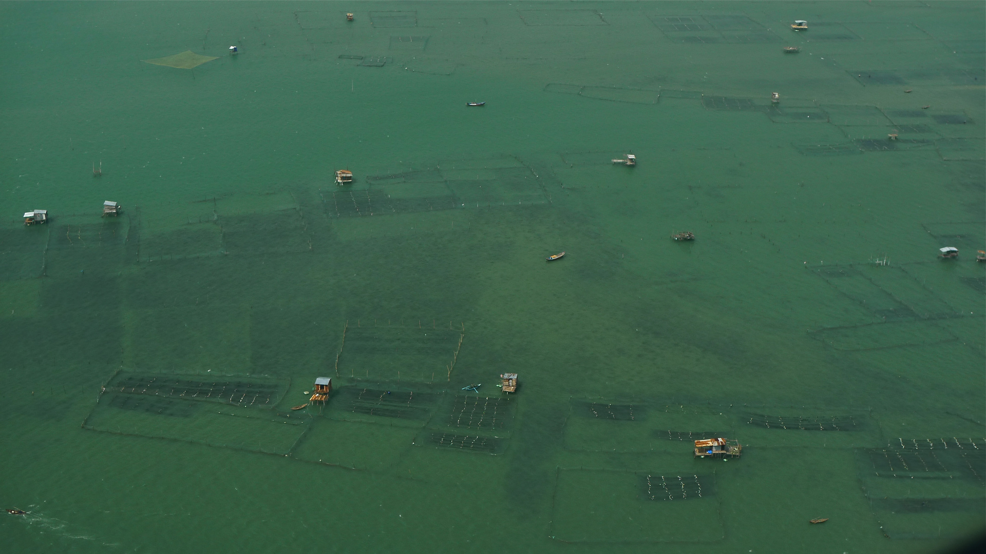 Flugzeugaufnahme auf dem Weg nach Nha Trang