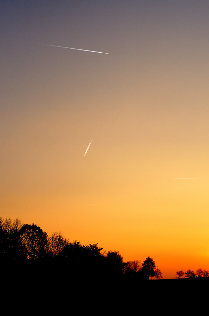 Flugzeuge am Abend