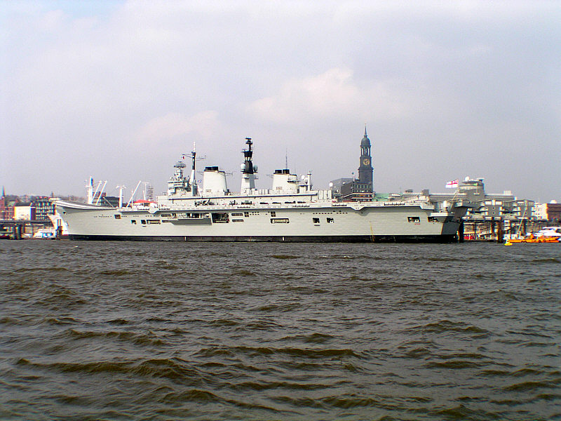 Flugzeugträger ARK ROYAL.