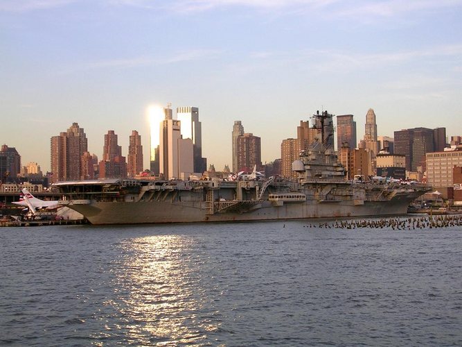 Flugzeugträger USS Intrepid Museum NYC