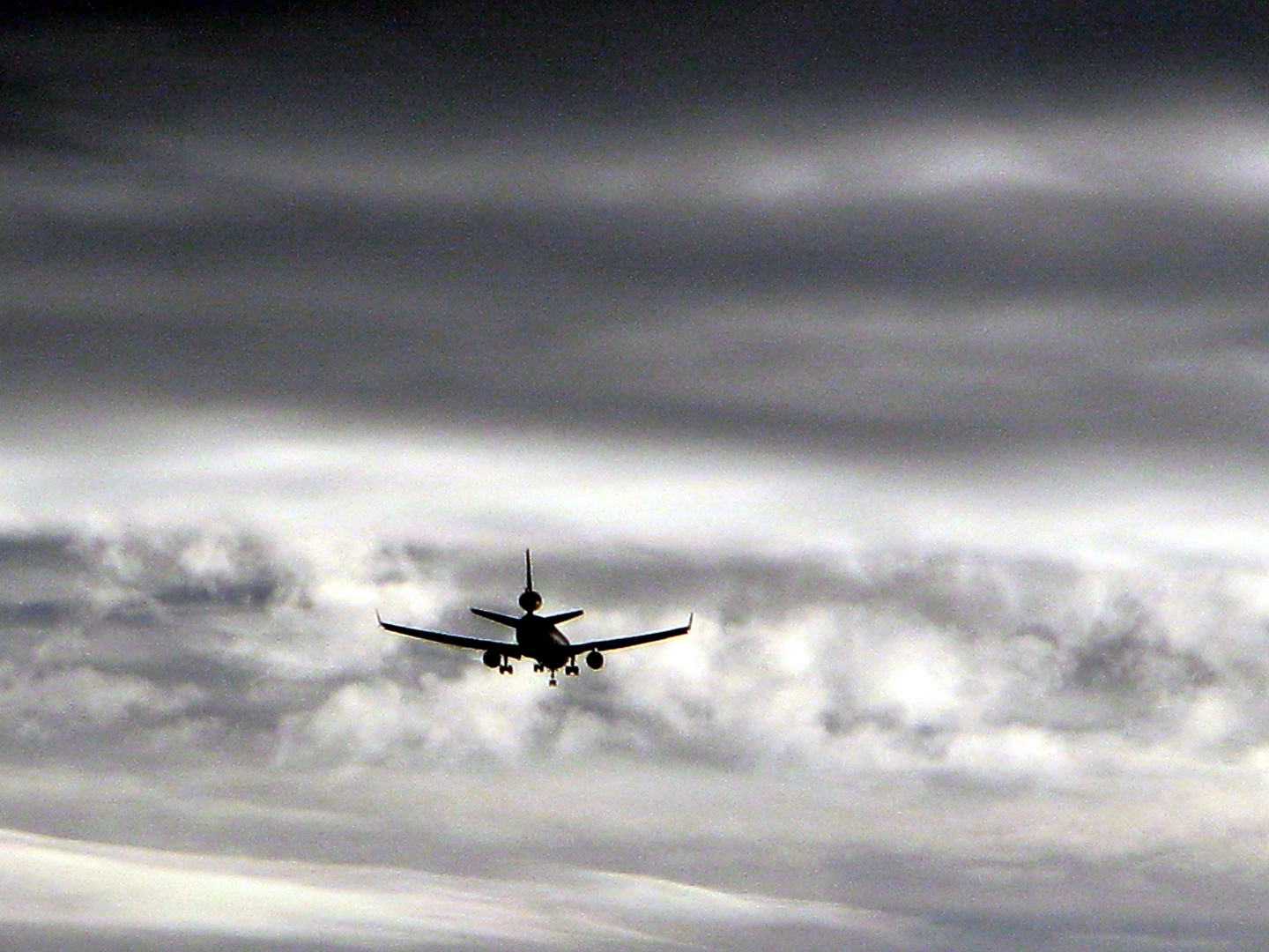 Flugzeug/Wolkenhimmel