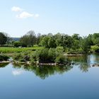 Fluss durch die Wiesen