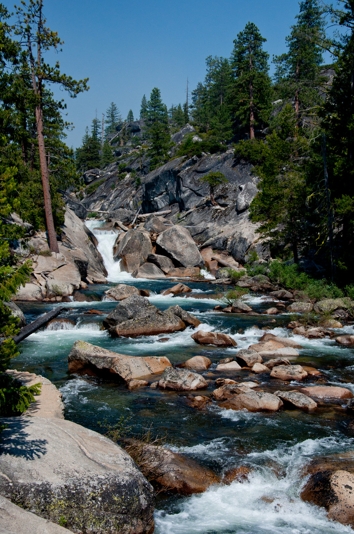Fluss durch Yosemite