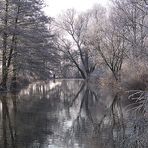 Fluss im Winter