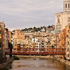 Fluss Onyar und Kathedrale von Girona