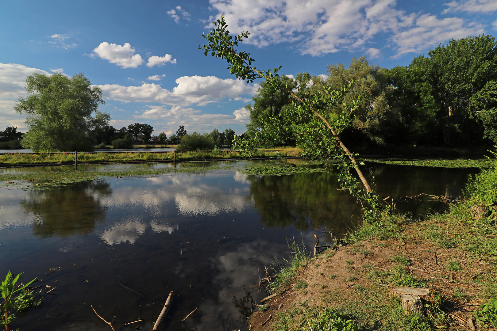 Fluss und See