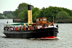 Flusseisbrecher Elbe