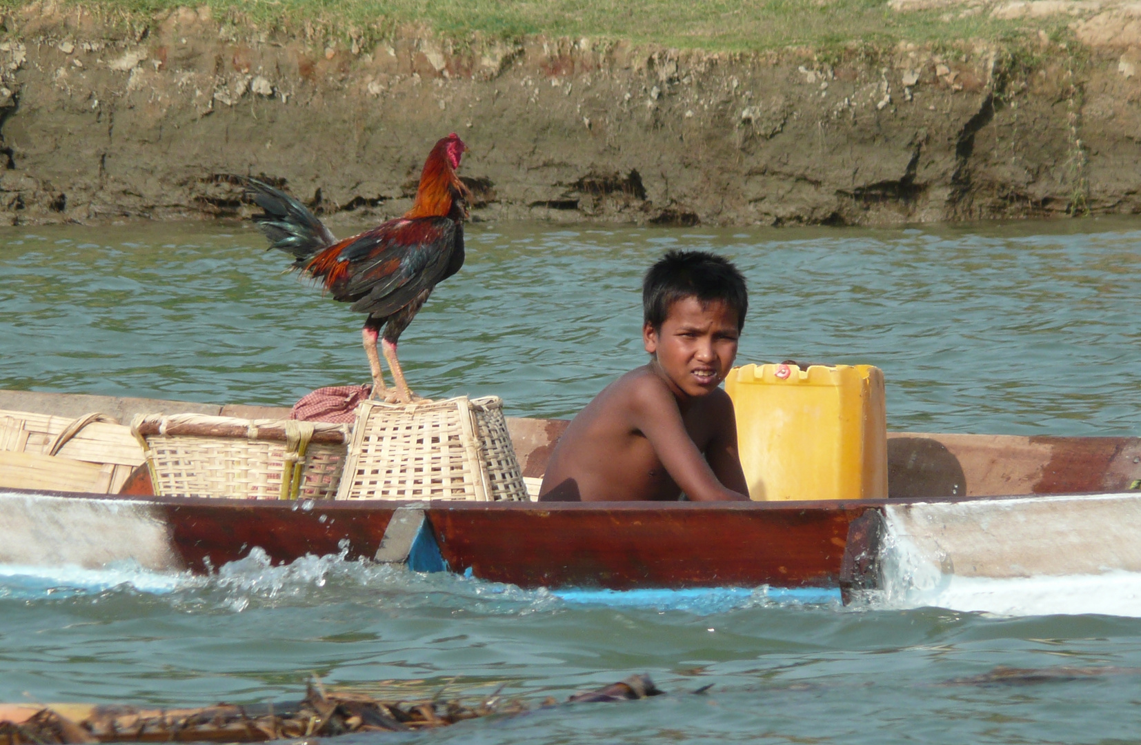 Flussfahrt Mrauk U Hahn an Board