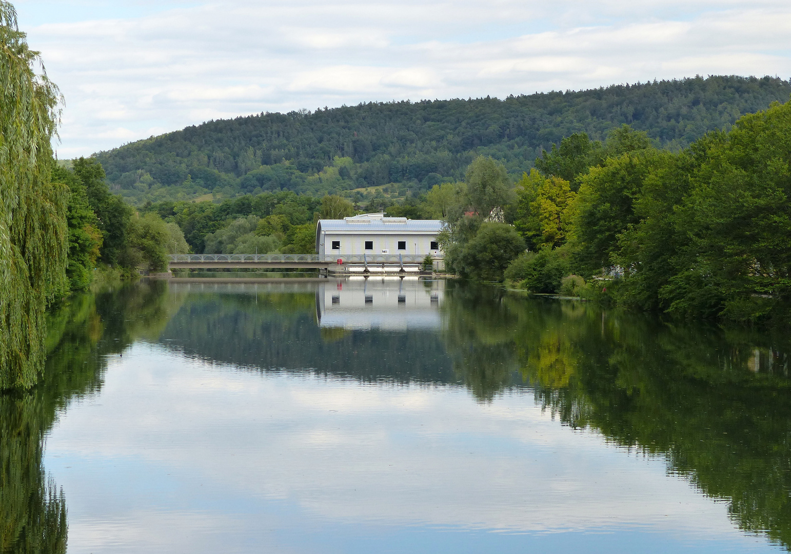 Flusskraftwerk Rottenburg am Neckar