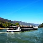Flusskreuzfahrtschiff auf der Donau
