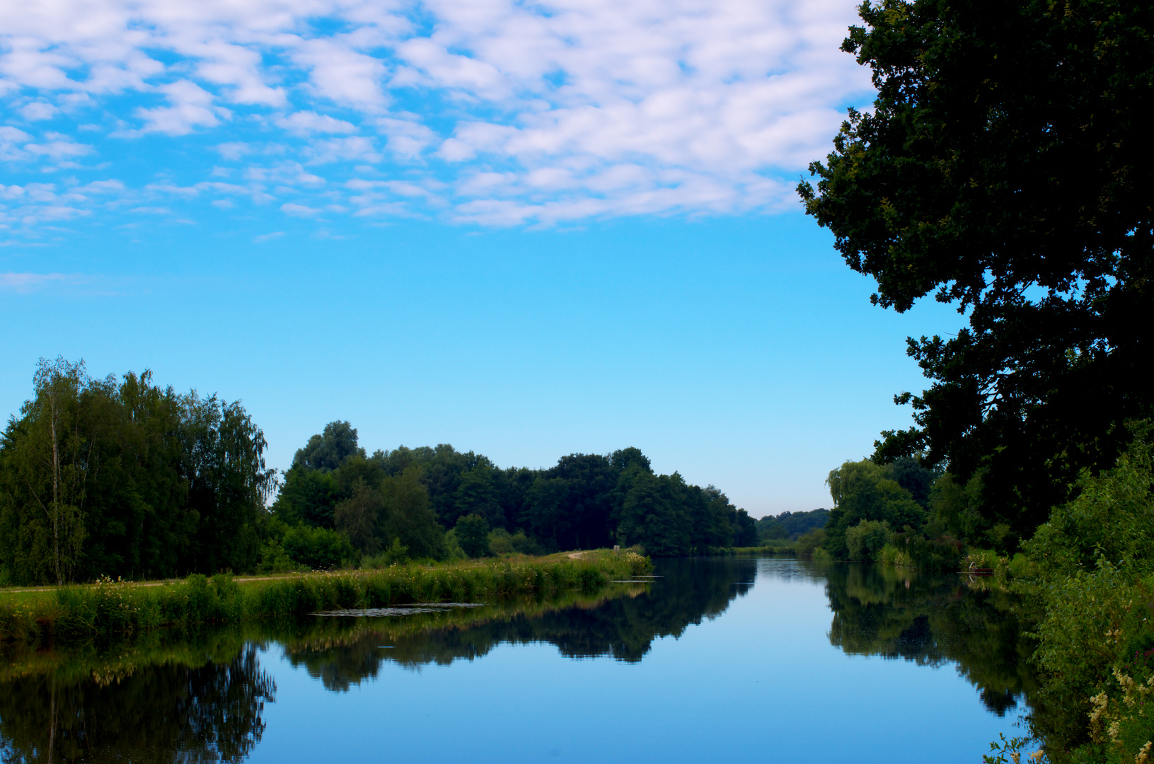 Flusslandschaft...