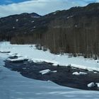 Flusslandschaft Eis und Schnee