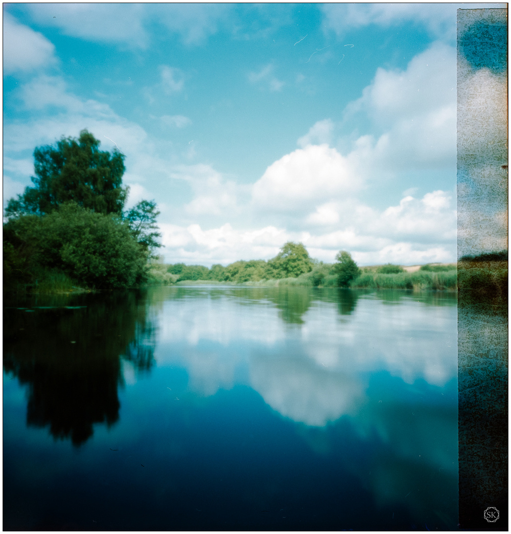 Flußlandschaft mit Haftung